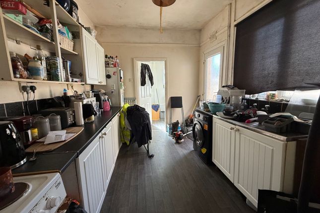 126 Castle Street, Grimsby photo 4