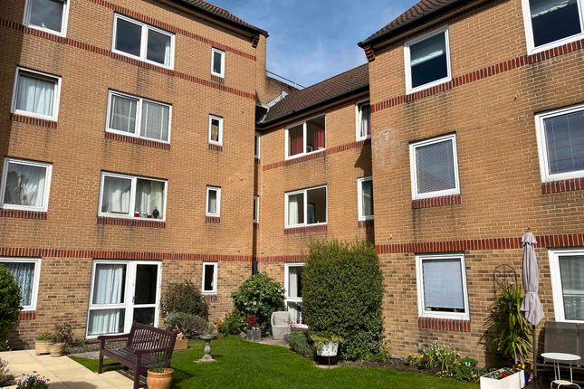 Flat 18, Fairhaven Court, Boscombe, Bournemouth photo 2