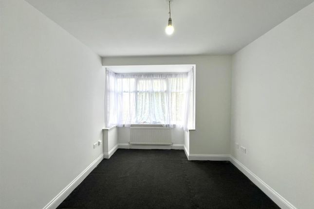35, Coleridge Road, Walthamstow photo 4