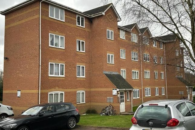 Thumbnail Flat to rent in Ascot Court, Aldershot