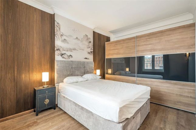 Flat 6, 19, Beaufort Gardens, London photo 4