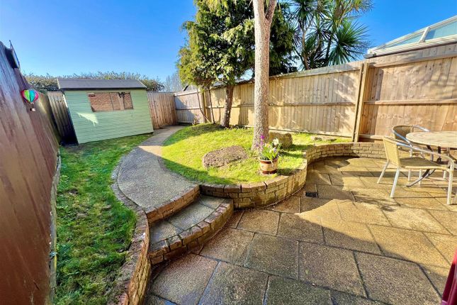 14, Stroud Road, Freshwater photo 3