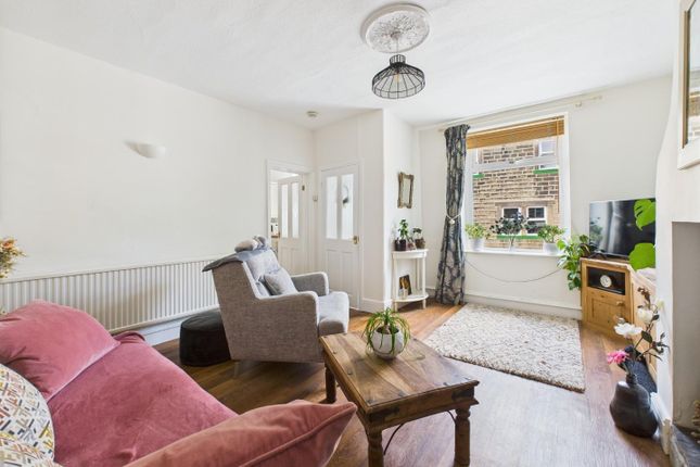 5, Hartleys Square, Keighley photo 4