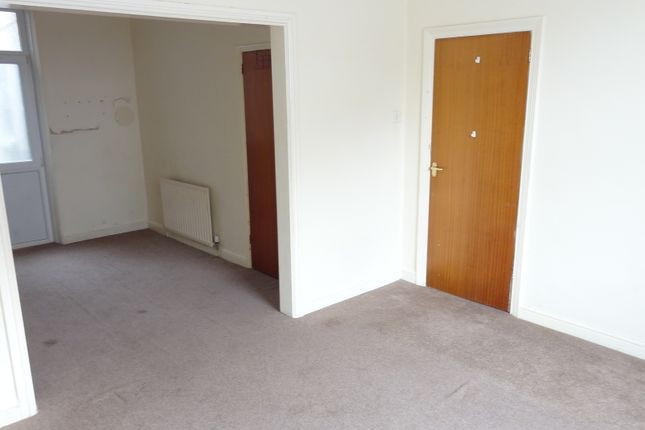 4, Thesiger Street, Cardiff photo 4