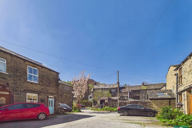 3, Hill View, Delph photo 3