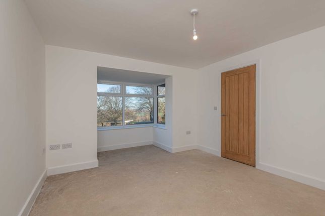 Detached house to rent in Valley Rd, Dewsbury