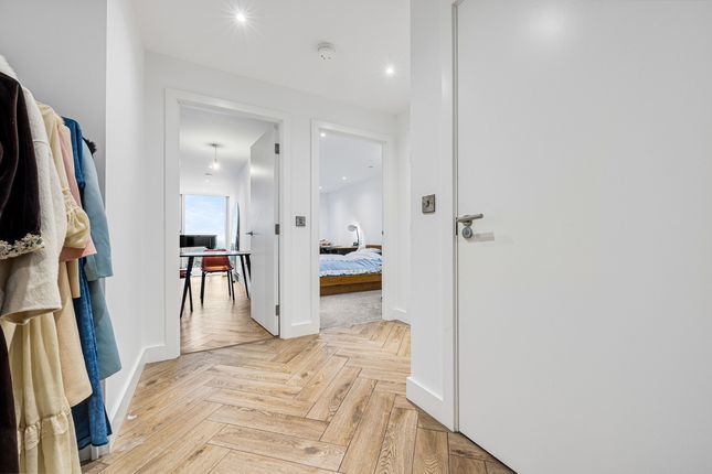 Flat Flat 2703, 141, Chester Road, Manchester photo 3