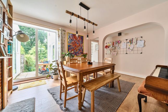 82 Redhill Road, Rowland's Castle photo 4