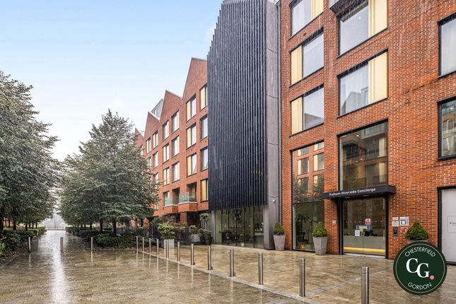 7 Ravensbourne Apts, 5 Central Avenue, London photo 4