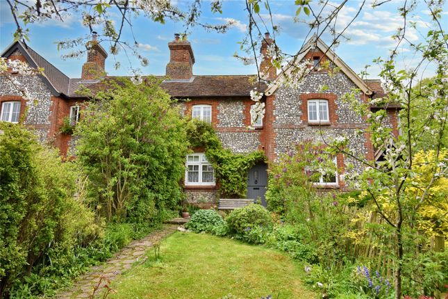 Thumbnail Cottage to rent in Froxfield, Marlborough, Wiltshire