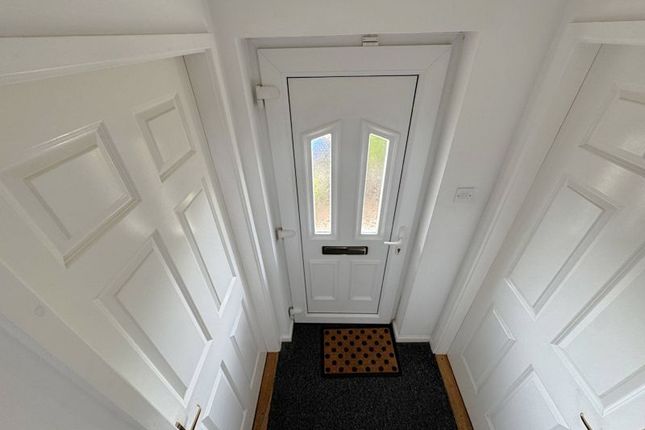 20, Warren Grove, Thornton Cleveleys photo 5