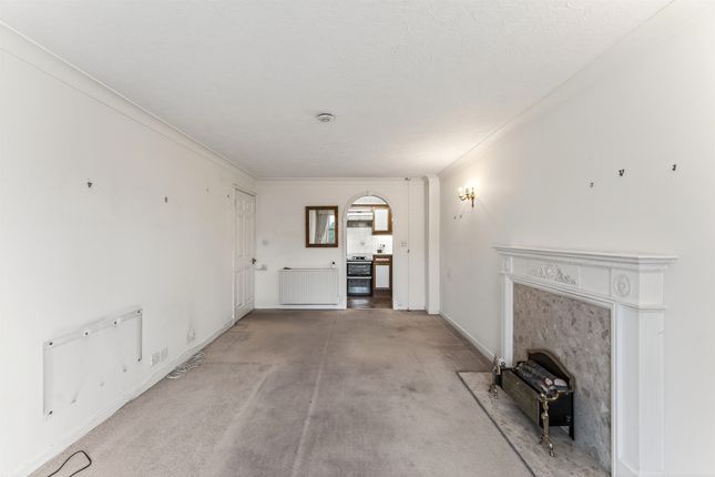 Flat 39, Kathleen Godfree Court, 80, Queens Road, London photo 4