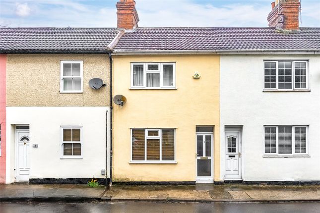 Terraced house to rent in Cross Street, Old Town, Swindon, Wiltshire