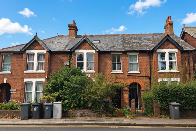 2-bed flat on 109 Sturry Road, 109 Sturry Road, Canterbury, £95,000