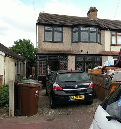 End terrace house to rent in Dagenham, Essex