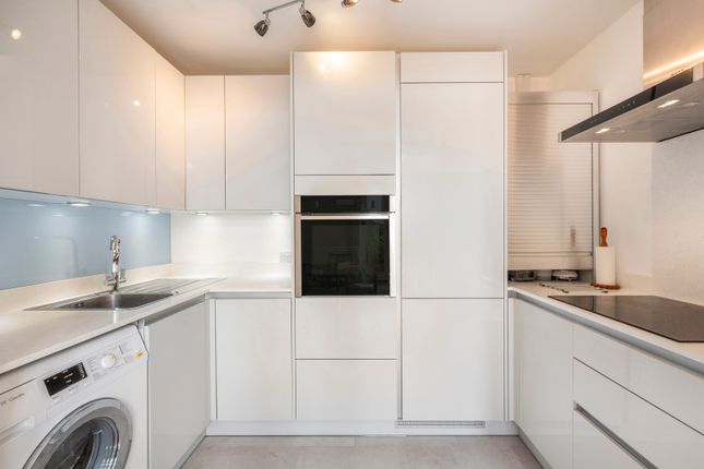 Flat for sale in Nassington Road, Hampstead