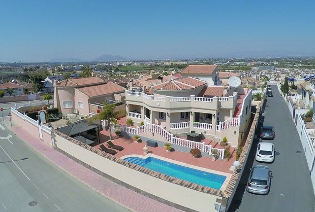 Thumbnail 3 bed villa for sale in Rojales, Alicante, Spain