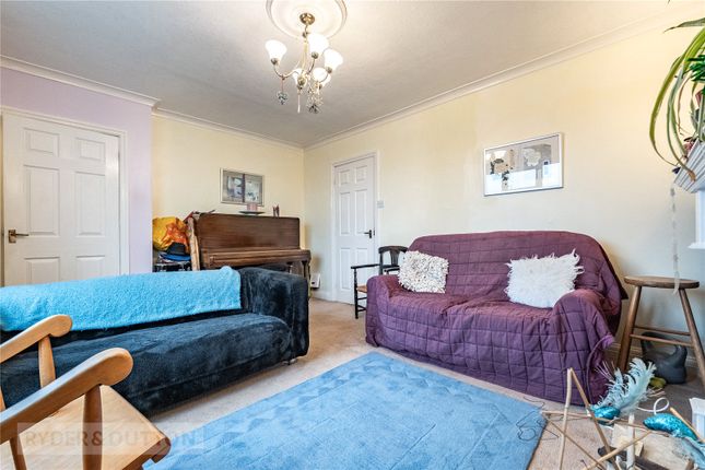 53, Dirker Bank Road, Huddersfield photo 4