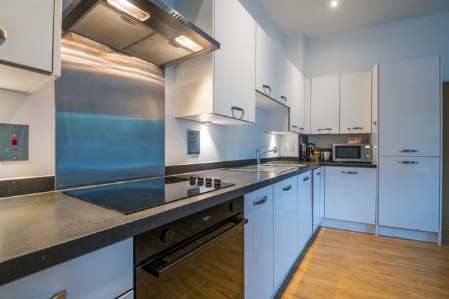Flat for sale in Edmund Street, Camberwell