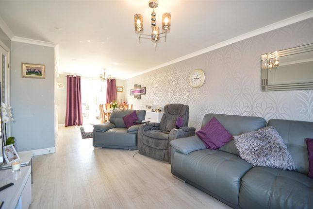 4, Crofthill Court, Stonehouse photo 3