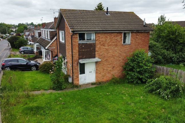 Thumbnail Detached house for sale in Chevin Avenue, Leicester