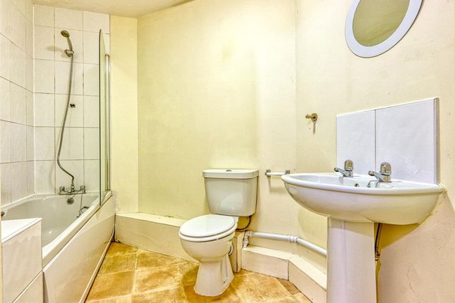 4 Hardwick House, Chesterfield photo 4