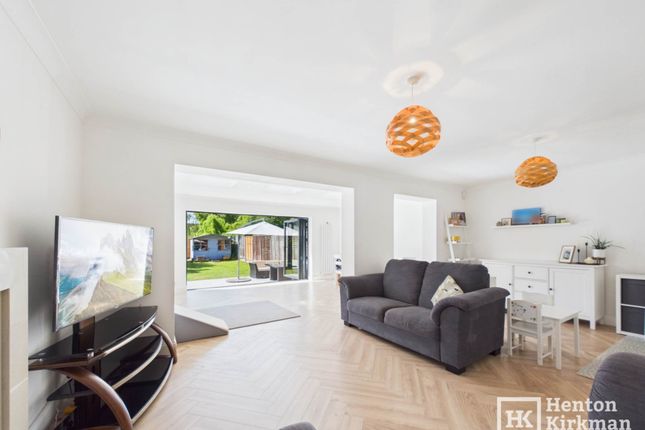 152, Norsey View Drive, Billericay photo 3