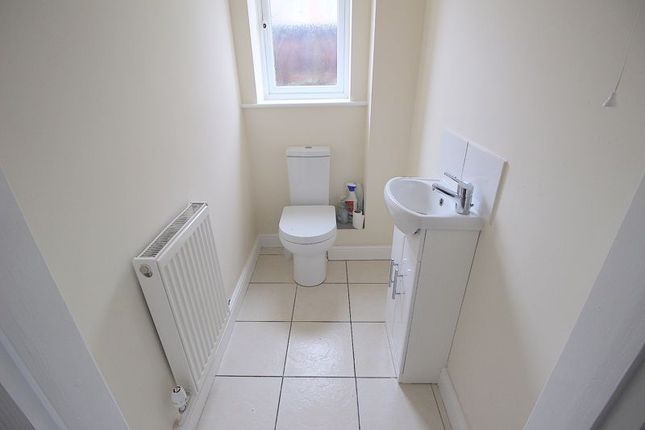 19a, Clary Grove, Walsall photo 4
