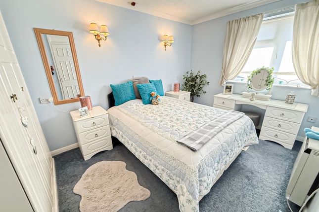 75 Redcroft Well Lane, Wirral photo 4