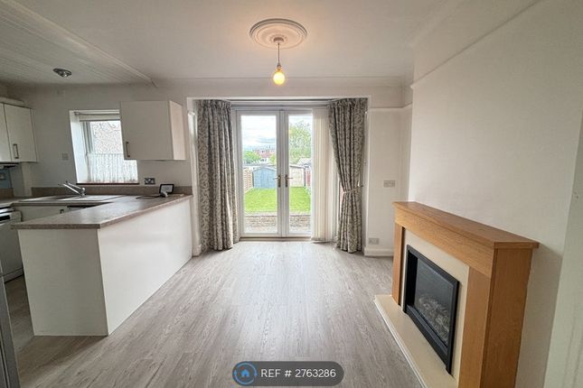 Marlow Drive, Cheam, Sutton photo 5