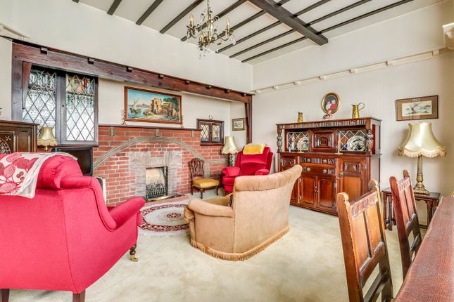 255, Thorpe Hall Avenue, Thorpe Bay photo 4