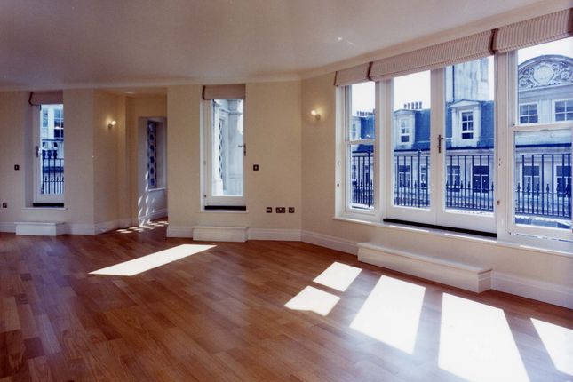 Thumbnail Flat to rent in Temple Avenue, London
