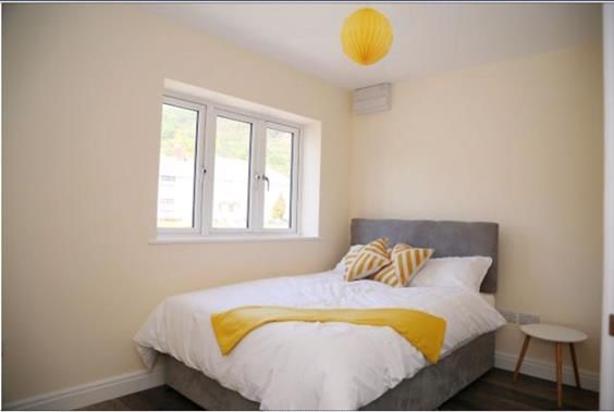 Flat to rent in Wern Terrace, Port Tennant, Swansea