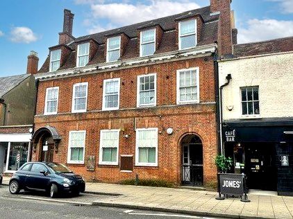 Westminster Chambers, 11d, High Street, Biggleswade photo 2