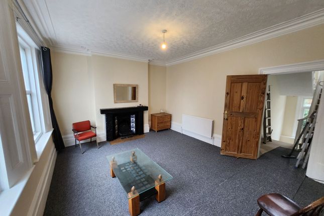 14b Church Road, London photo 5