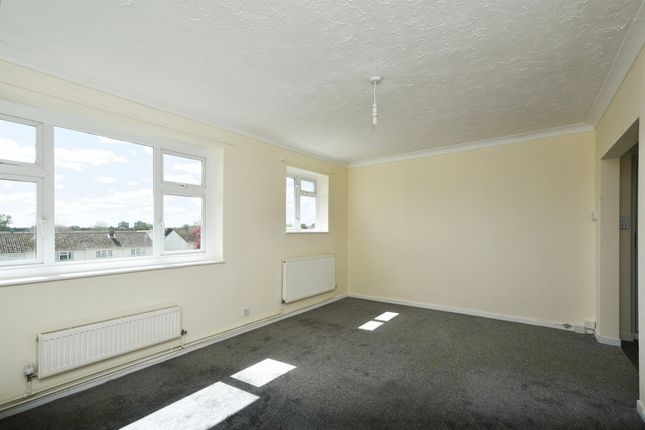 Flat for sale in Blandford Court, Swindon