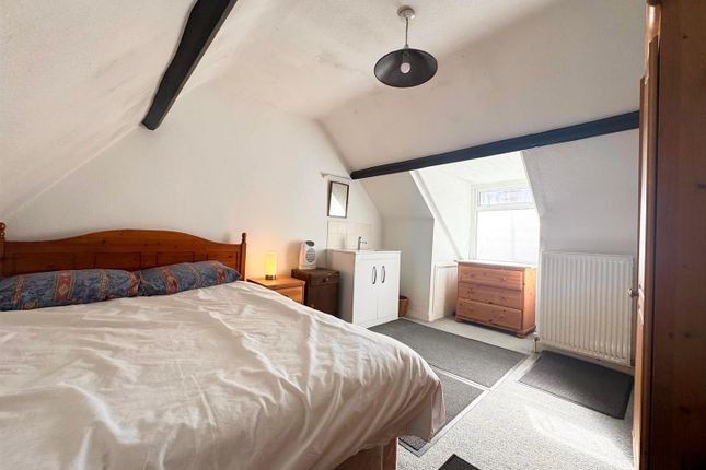 Flat 5, 29, Castle Road, Clevedon photo 4