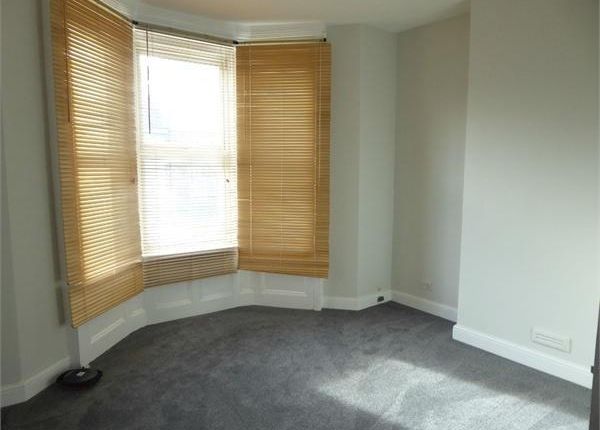 Albert Road, Flat B, London photo 2