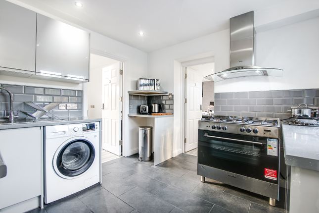 108, Coney Green Drive, Birmingham photo 5