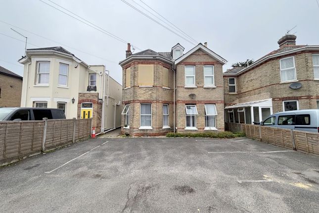 2-bed flat on Bournemouth, £185,000
