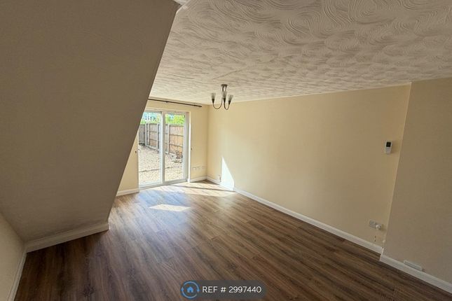 Dewfalls Drive, Bradley Stoke, Bristol photo 5
