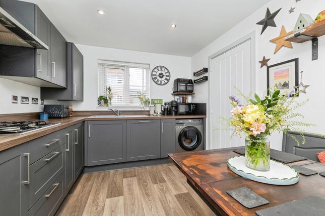 28, Hunters Way, Stockton-on-Tees photo 4