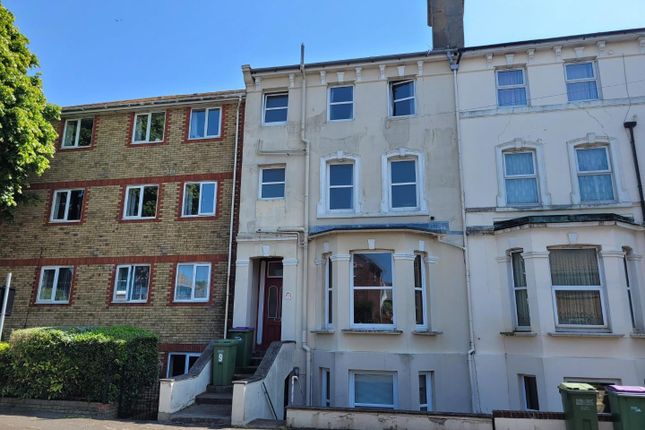 Thumbnail Flat to rent in Lennard Road, Folkestone