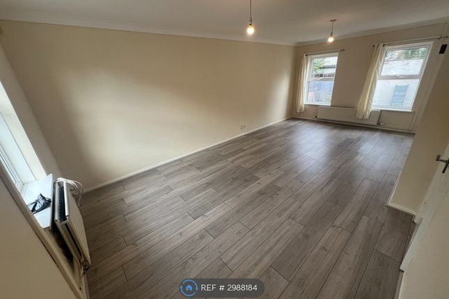 Dawson Place, Morpeth photo 5