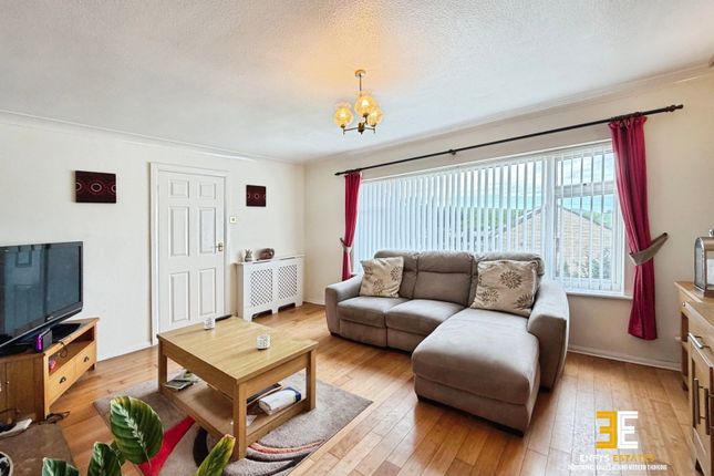 12, Heol Fryn, Colwyn Bay photo 4