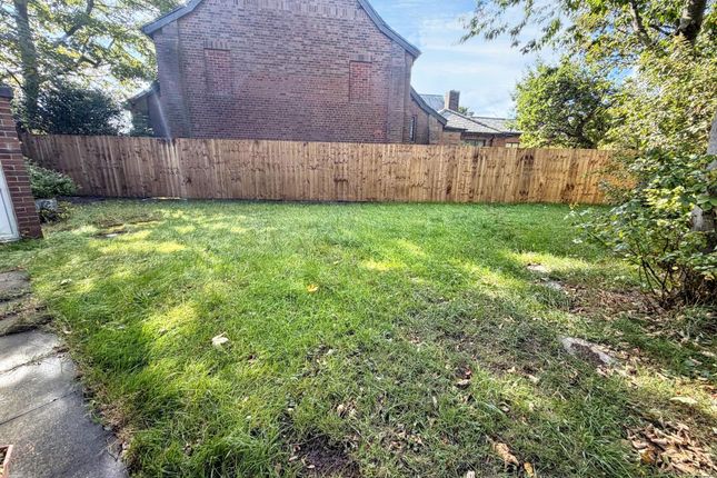 St. Peters Vicarage, The Quadrant, North Shields photo 3