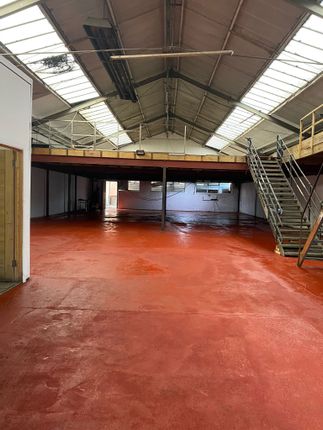 Thumbnail Warehouse to let in Kynoch Road, London