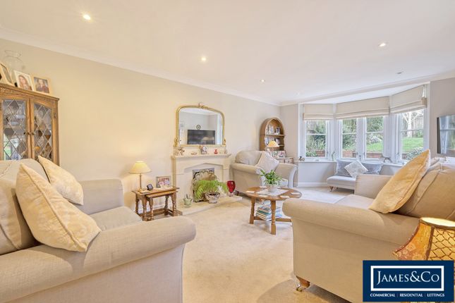 7 The Lees, Weaverhead Lane, Dunmow photo 3