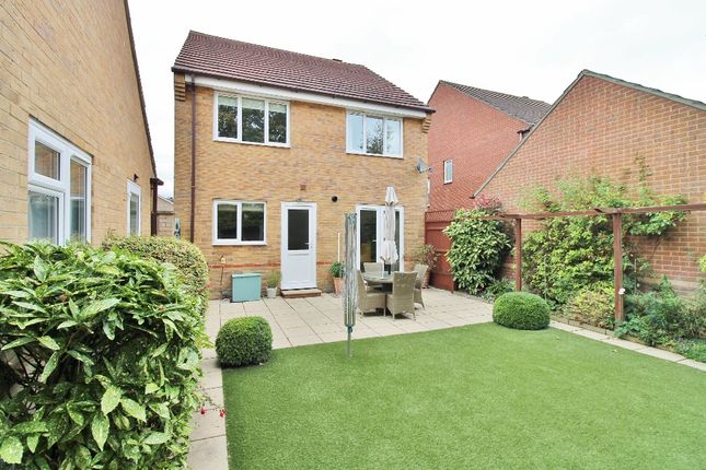 10, William Close, Fareham photo 3