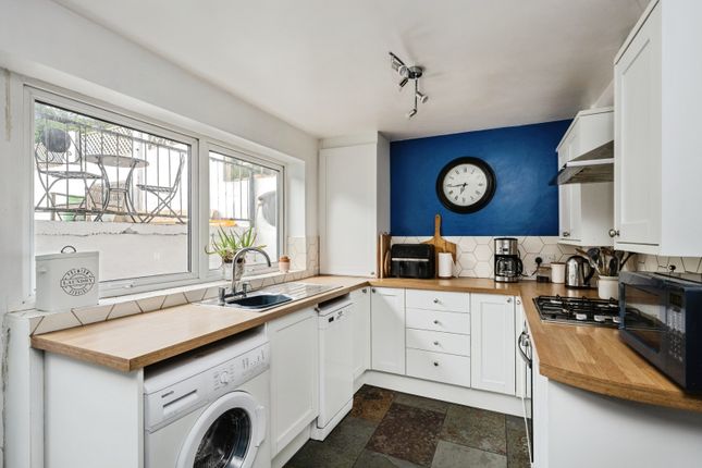 7, Tanybryn Terrace, Swansea photo 4